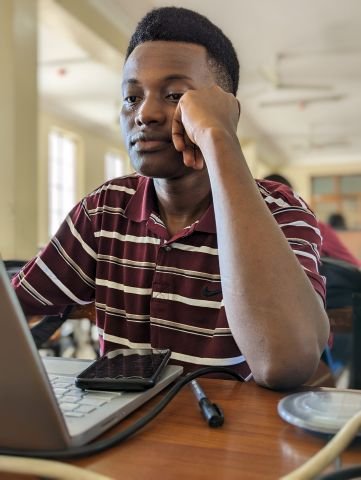 FMHTECH - About Image